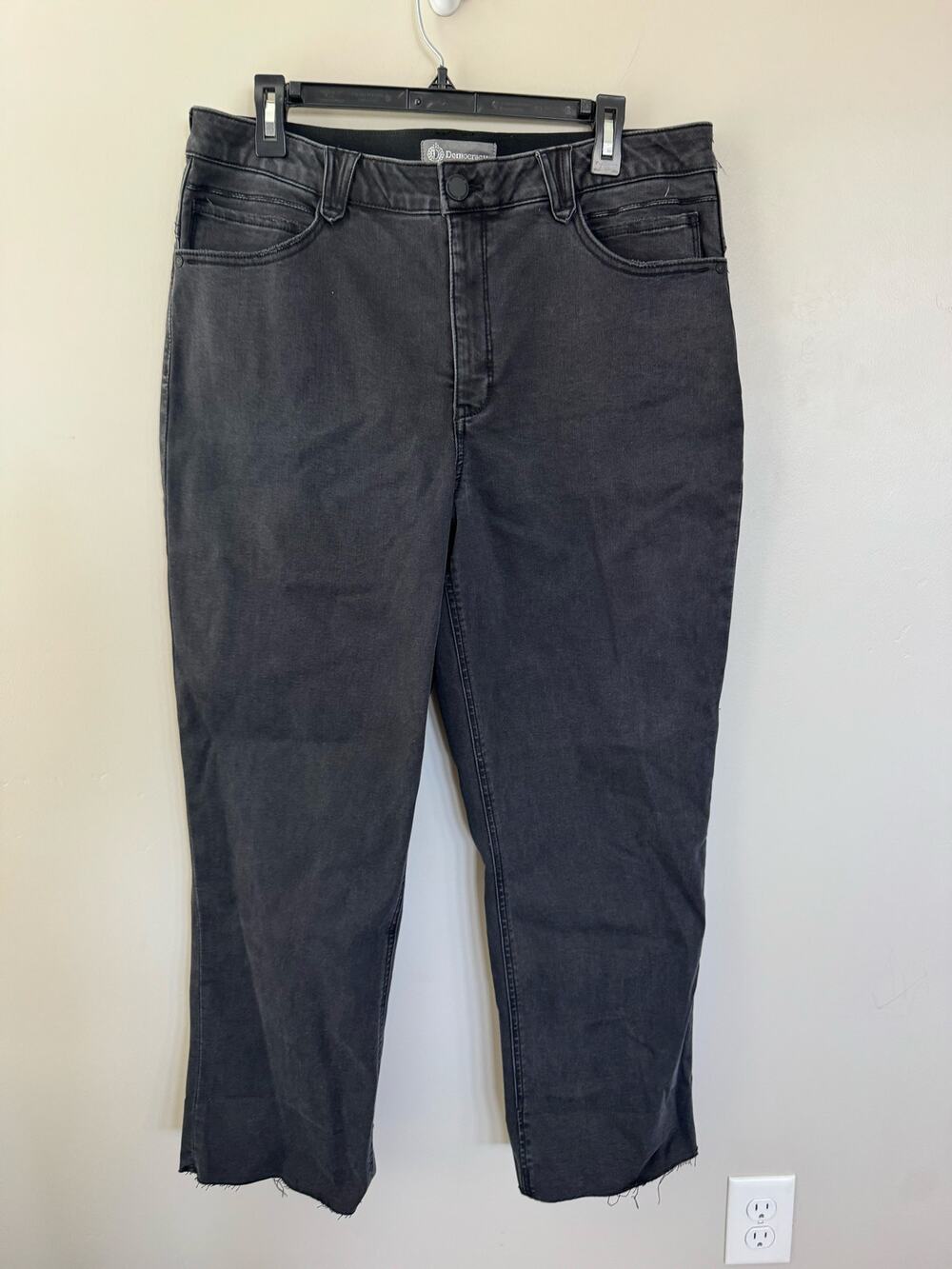 NWOT Democracy “Ab-Technology” Straight Leg Jeans in Charcoal SZ 16
